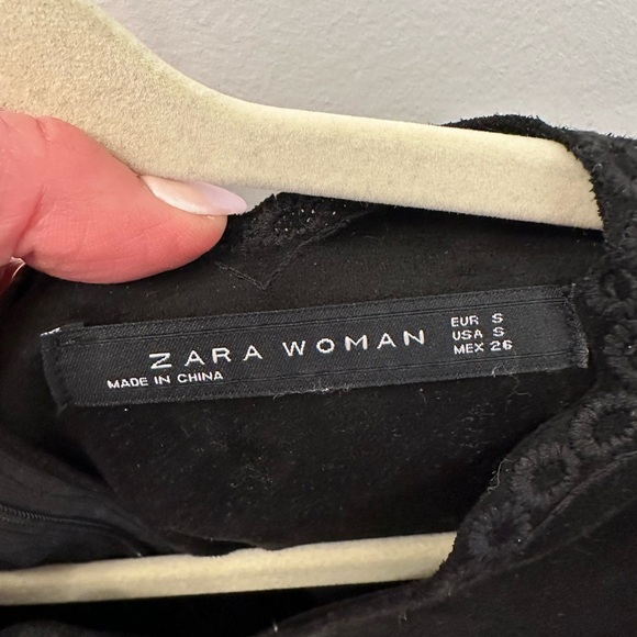 Zara suede mini dress with laser cutouts and embroidery size S - Picture 5 of 5